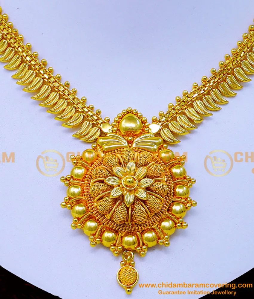 Latest wedding necklace designs deals in gold