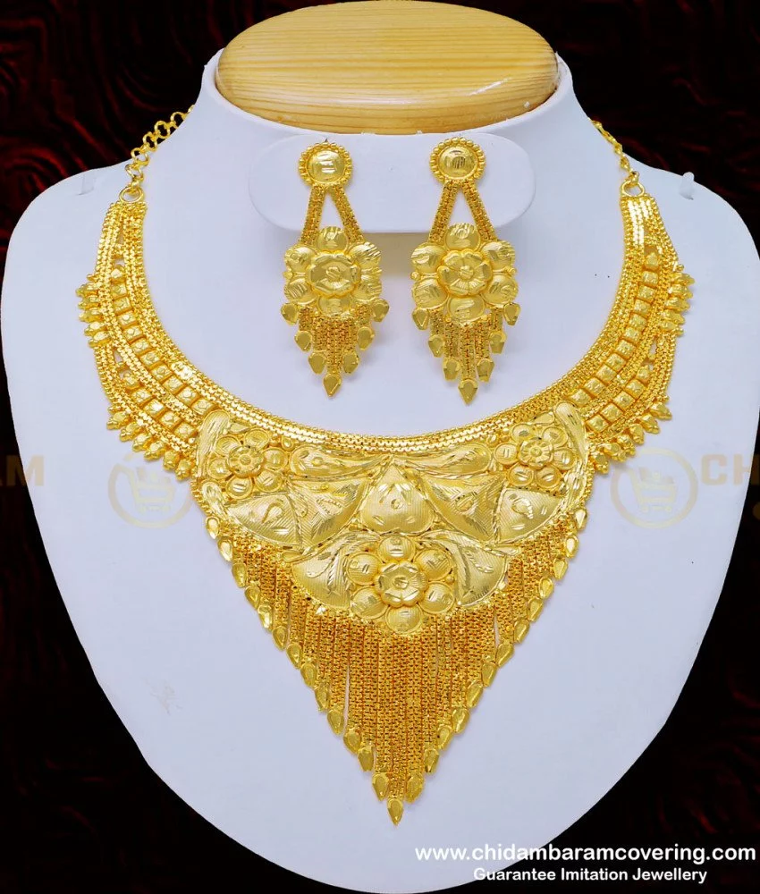 Buy Stunning Gold First Quality Bridal Wear Forming Gold Plain Necklace ...