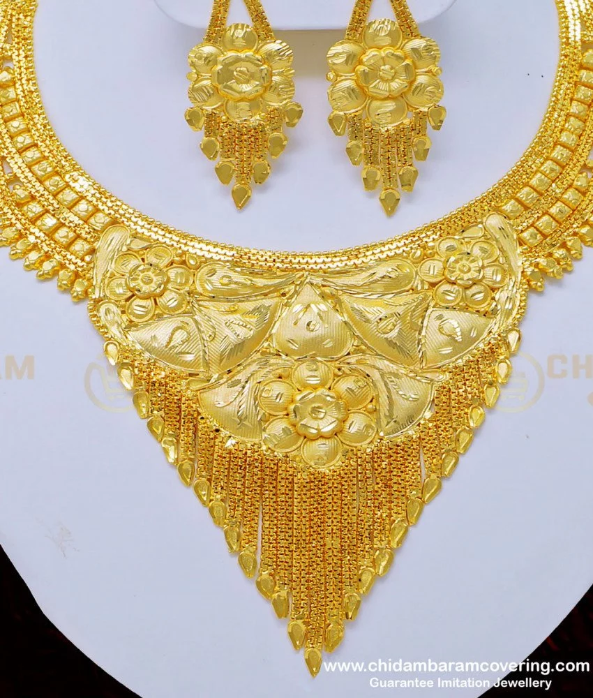 Buy Stunning Gold First Quality Bridal Wear Forming Gold Plain Necklace ...