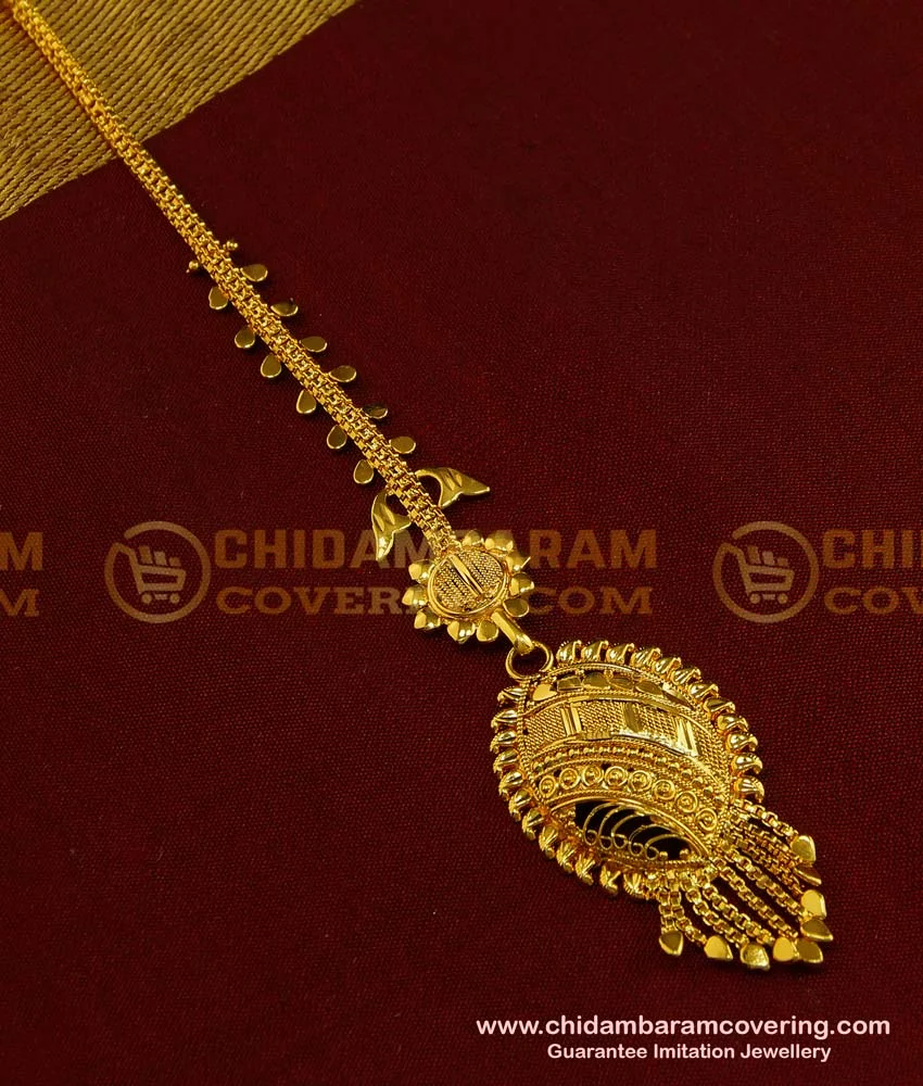 Design of maang on sale tikka in gold